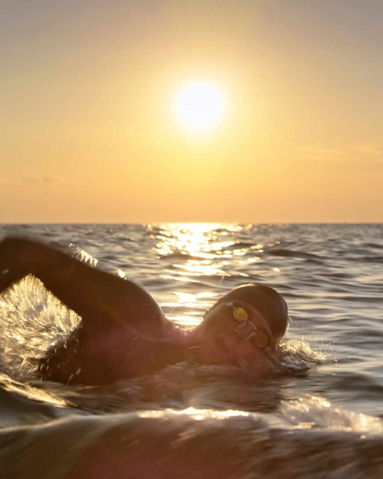 benefits of swimming lessons for adults